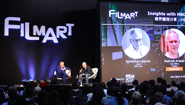 Jonathan Spink(左) Jonathan Spink(左)