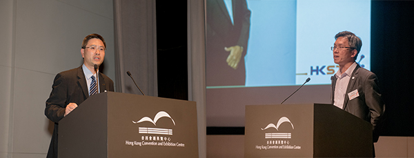 左起:趙永礎, 施純輝 左起:趙永礎, 施純輝