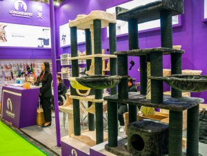 Feline groovy: Longnewpet’s cat trees Feline groovy: Longnewpet’s cat trees